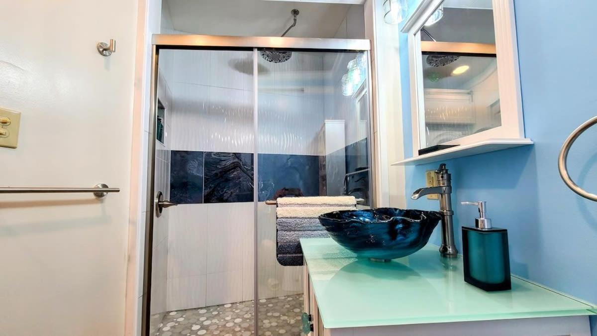 Loza House Coastal Design Unit With Lake & Mountain Views Plattsburgh Ngoại thất bức ảnh