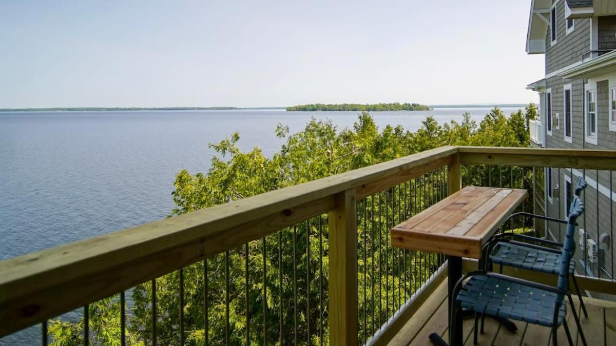 Loza House Coastal Design Unit With Lake & Mountain Views Plattsburgh Ngoại thất bức ảnh